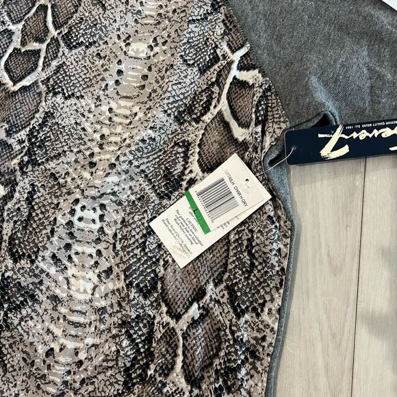 SEVENZ | Women's Gray Snakeskin Print Long Sleeve Sweater Sz L - Picture 4 of 8